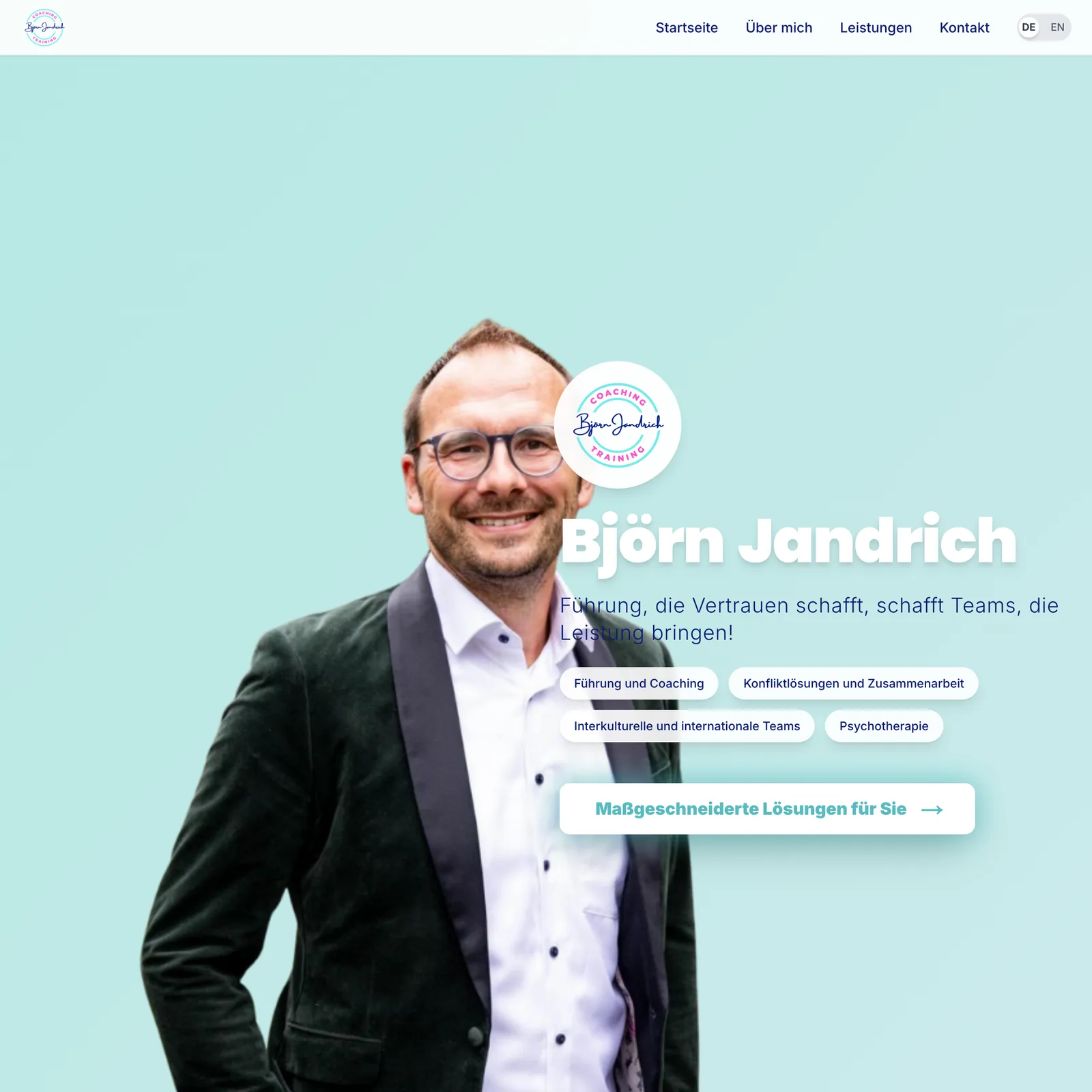 Startseite von Björn Jandrich Coaching: Porträt neben den Themenfeldern und dem Weg zum Erstgespräch
